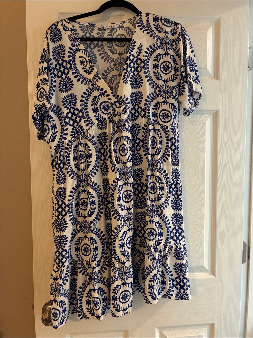 Cupshe Blue & White Printed V-Neck Tunic Top